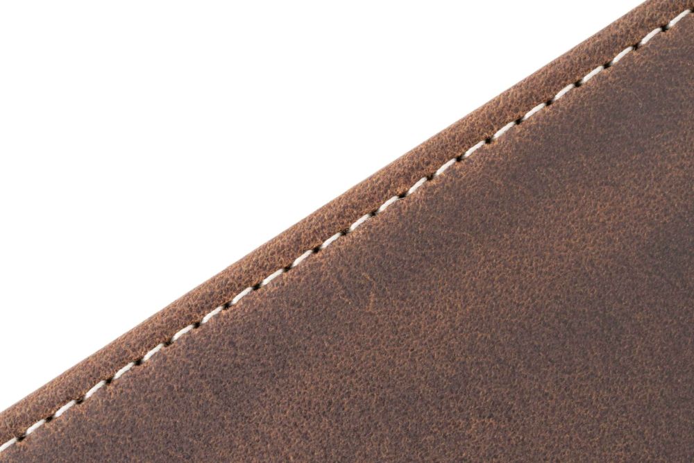 8 Card Classic Bifold Wallet in Antique Mahogany Full-Grain Montecristo Leather