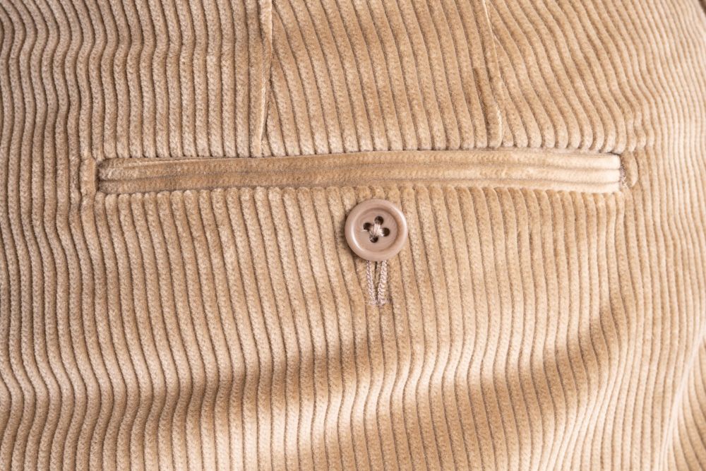 Back pocket detail of the Pale Taupe corduroy trousers-7R409016