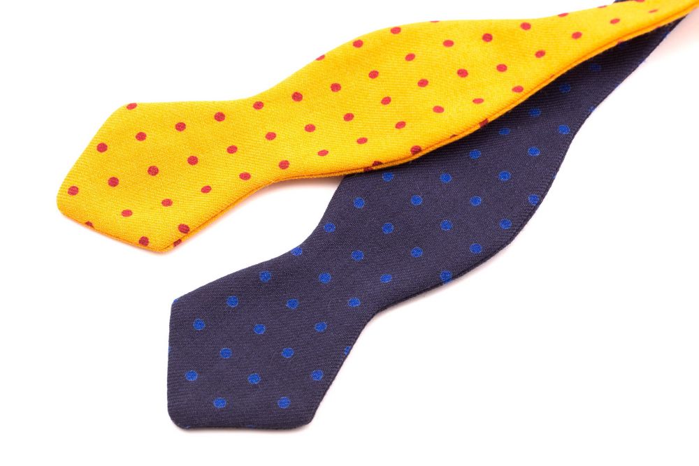 Batswing Bow Tie Shape with Pointed End -navy and yellow polka dots