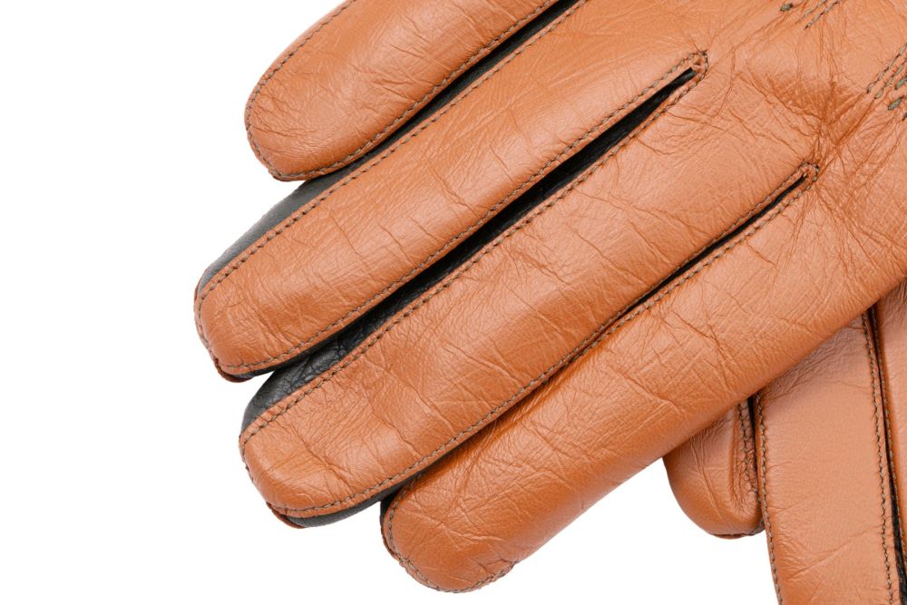 Chestnut Brown Lamb Nappa Touchscreen Gloves with Dark Green Contrast focused on the gloves' finger details and stitching. 