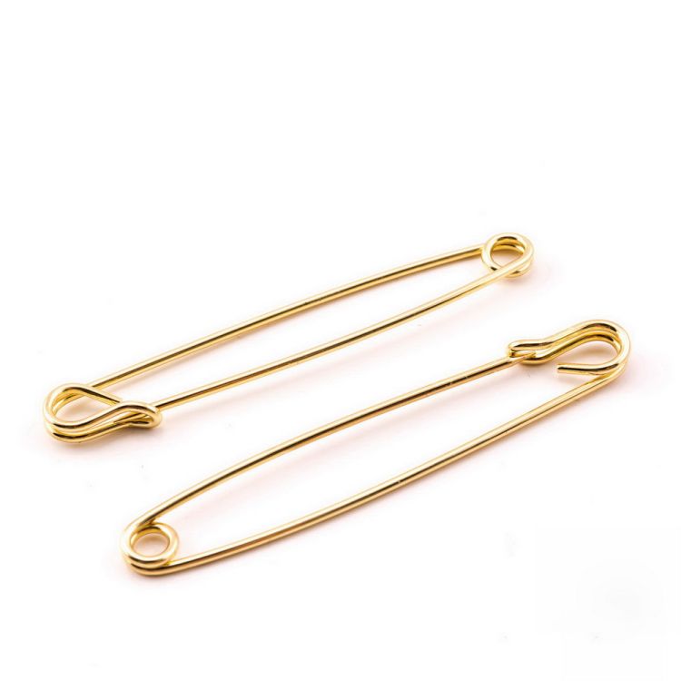 Collar Safety Pin by Fort Belvedere Gold details