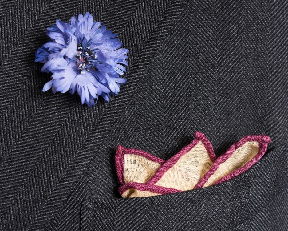 Contrast Edge of Ivory Silk-Wool Pocket Square with Hunting Motifs and Blue Cornflower Boutonniere