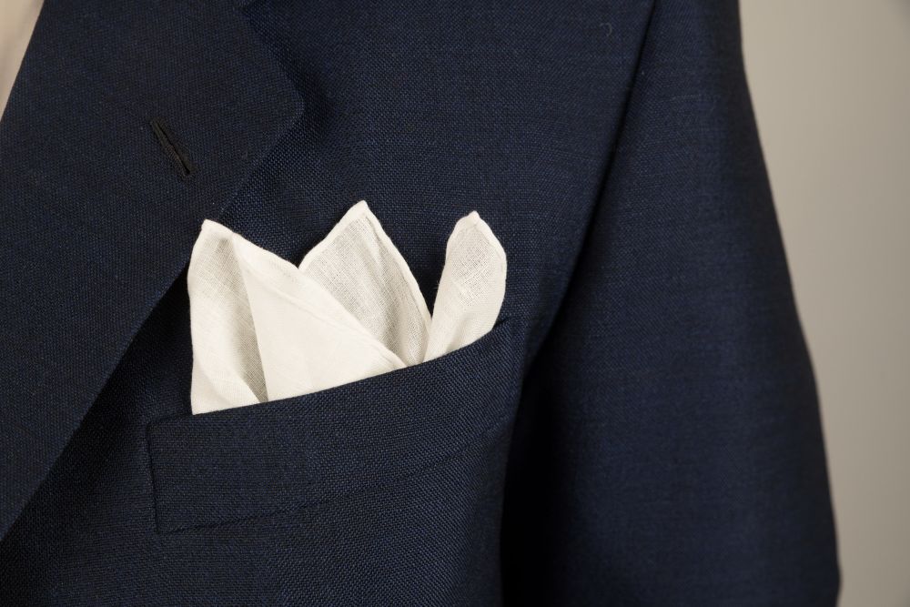 Crown Fold White Linen Pocket Square handrolled made in Italy by Fort Belvedere-0007