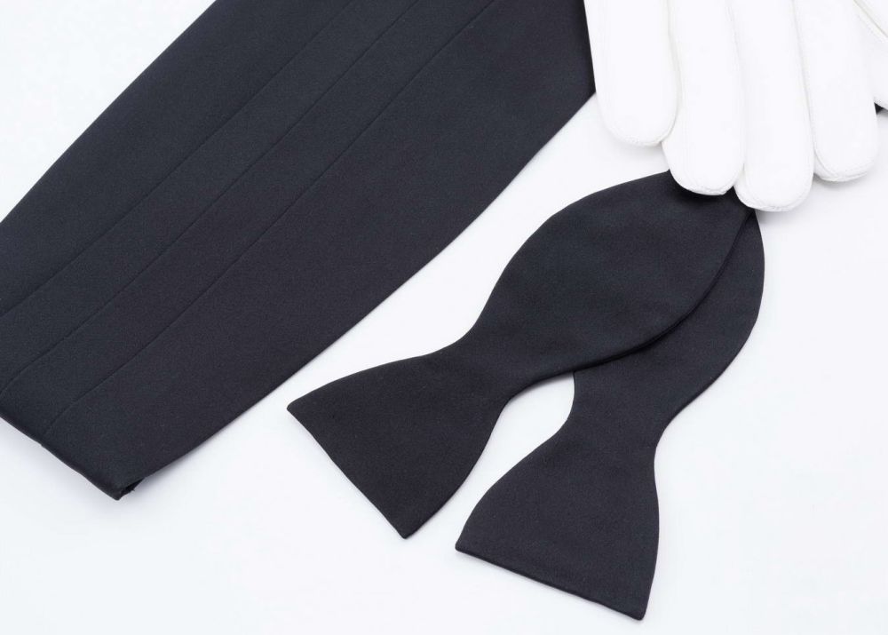 Cummerbund in Black Silk Satin with Black Silk Satin Bow Tie and White Unlined Leather Gloves by Fort Belvedere-original