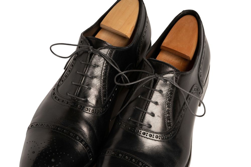 Dark Charcoal Grey Shoelaces Round - Waxed Cotton Dress Shoe Laces Luxury by Fort Belvedere