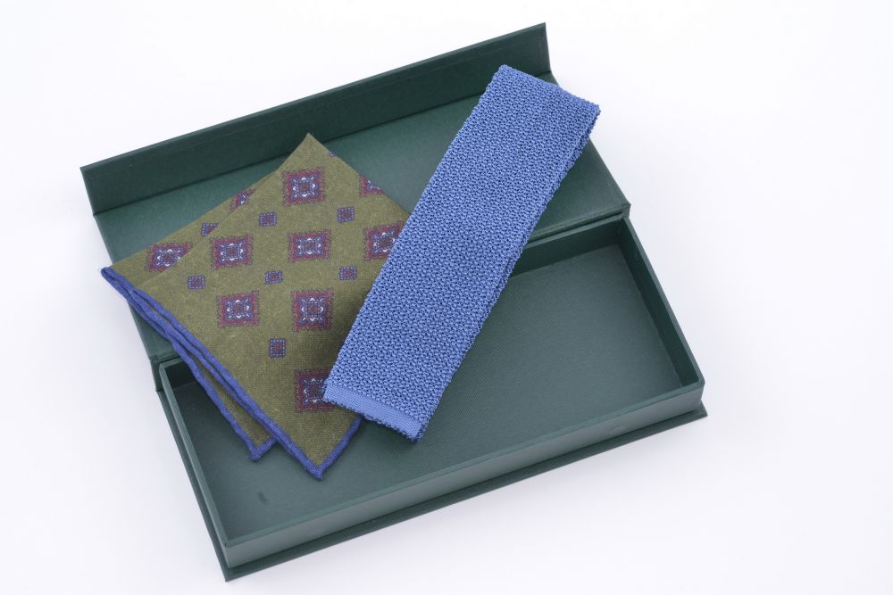 Knit Tie in Solid Steel Blue-Gray Silk with gren pocket square- Fort Belvedere