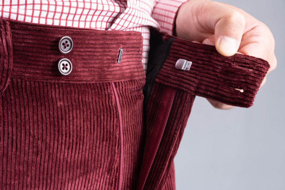 Flapped ticket detailed view pocket on Maroon corduroy trousers-7R408592
