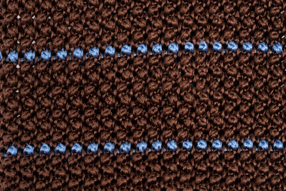 Knit Tie in Medium Brown with Fine Light Blue Stripes - Fort Belvedere