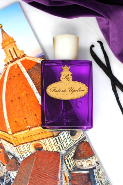 Roberto Ugolini Marzocco fragrance Flacon with Florence mood layflat