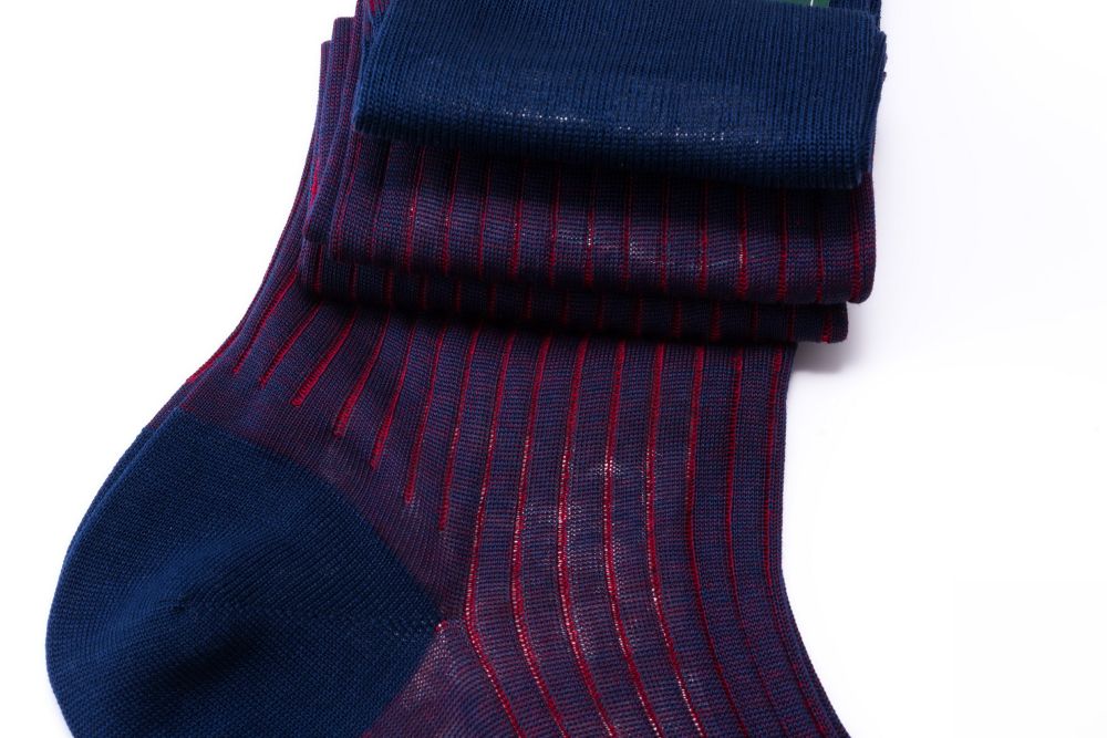Shadow Stripe Ribbed Socks Navy Blue & Red Fil d'Ecosse Cotton - Fort Belvedere