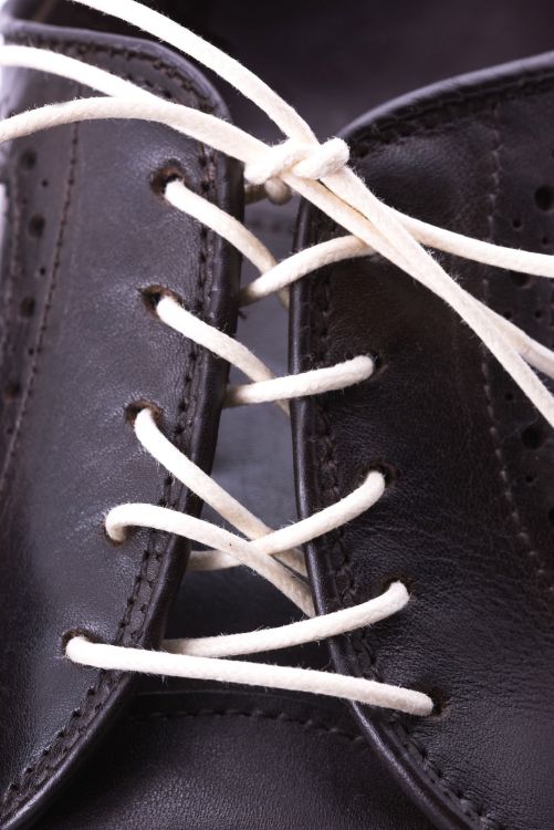 Front view detials Off White Shoelaces Round - Waxed Cotton Dress Shoe Laces Luxury by Fort Belvedere