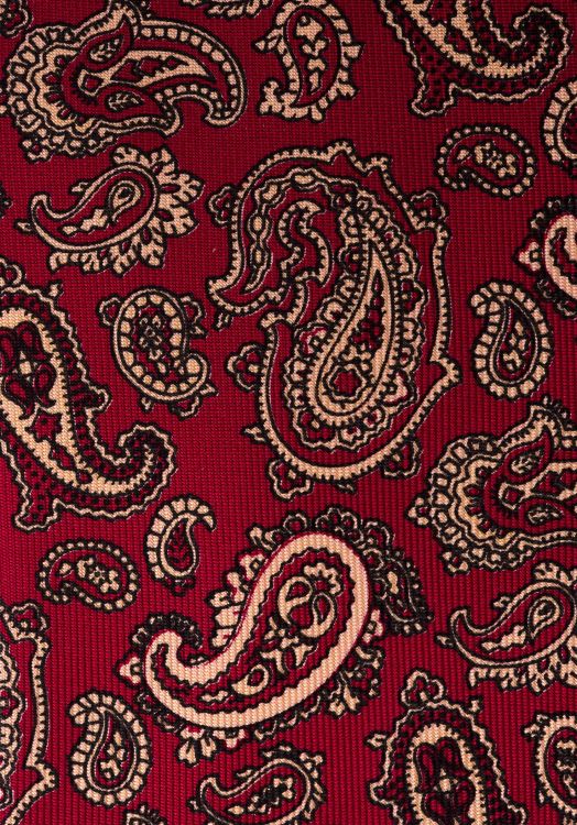 Close up Madder Silk Tie in Red with Buff Paisley - Handmade by Fort Belvedere