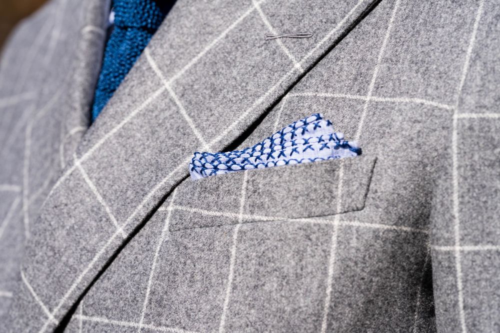 Pale Blue Linen Pocket Square with handrolled Navy Blue X-stitch edges - Fort Belvedere