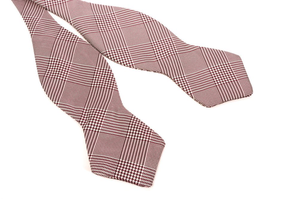 Burgundy Glen Check Bow Tie Made of Silk from Italy by Fort Belvedere