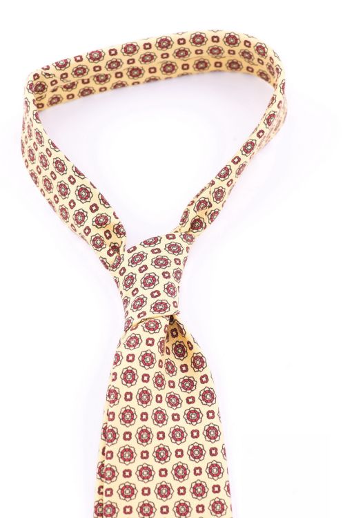 Real Ancient Madder Silk Tie in Buff & Red Micropattern - Fort Belvedere