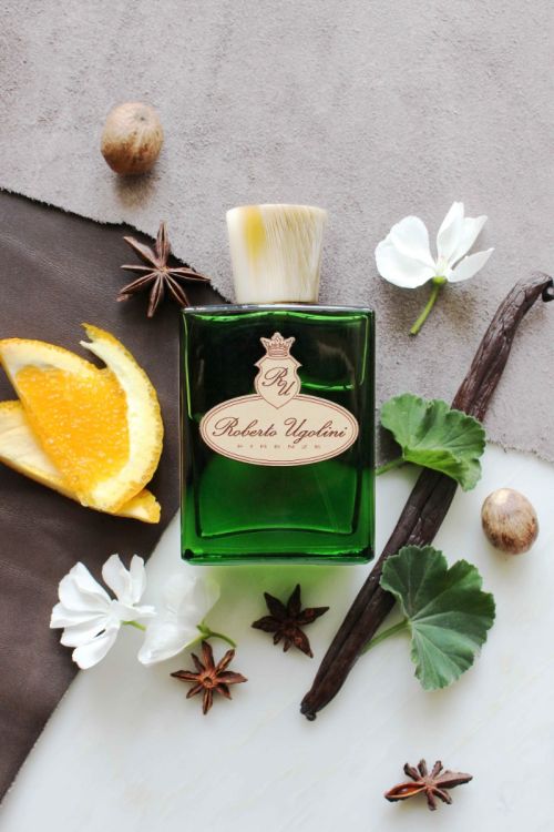 Roberto Ugolini Loafer fragrance Flacon layflat with ingredients