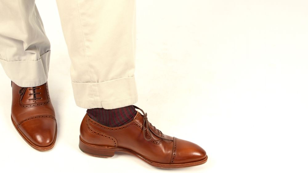 Shadow Stripe Ribbed Socks Grey and Burgundy Red Fil d'Ecosse Cotton - Fort Belvedere
