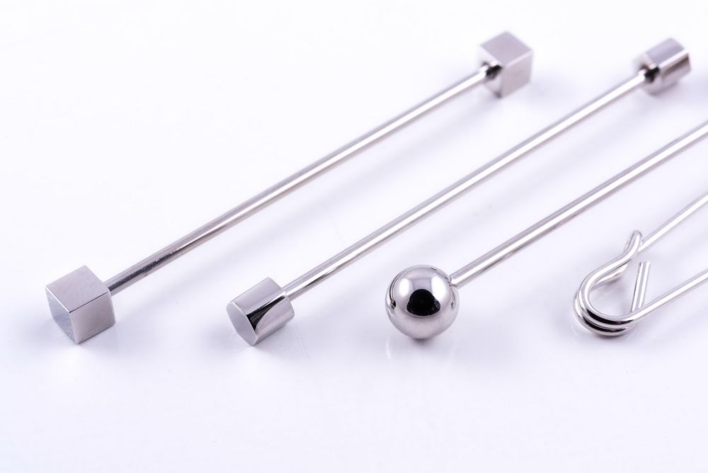 Silver Collar Pin & Collar Bar Collection by Fort Belvedere