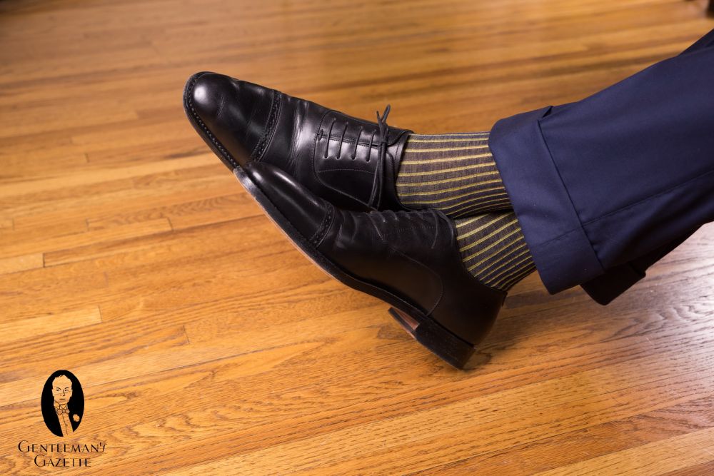 Navy and Yellow Shadow Stripe Ribbed Socks Fil d'Ecosse Cotton by Fort Belvedere with black shoes
