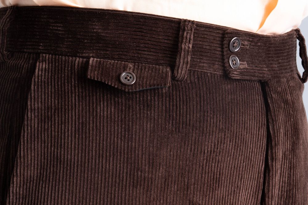 Brown PLAIN Dark Khaki Stretchable Trousers, Size: 30-38, Cotton at Rs 949  in Bengaluru