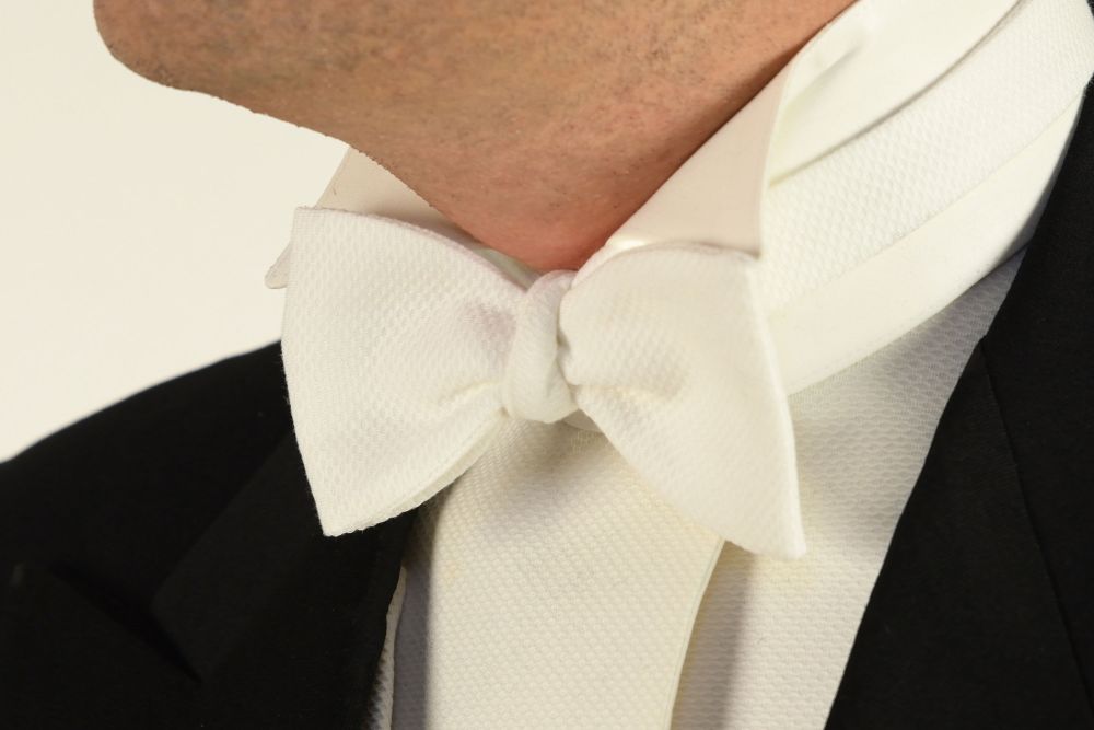 White Marcella Pique Single End Bow Tie - Fort Belvedere