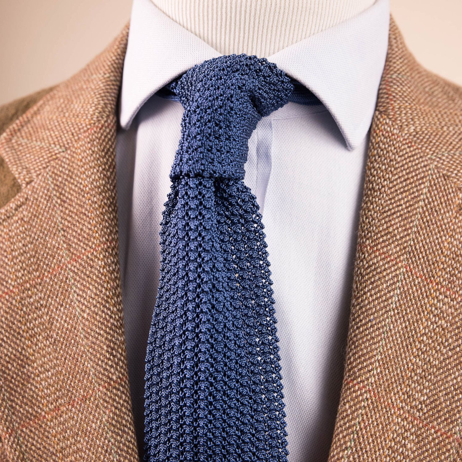 Knit Tie in Solid Light Blue Silk - Fort Belvedere
