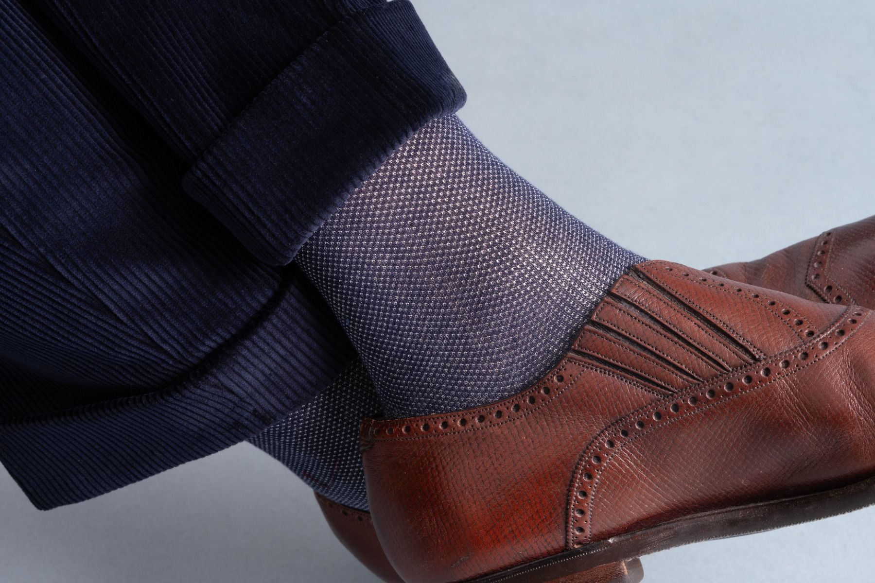 Orange and Navy Blue Two Tone Solid Oxford Socks Fil d'Ecosse Cotton - Fort  Belvedere