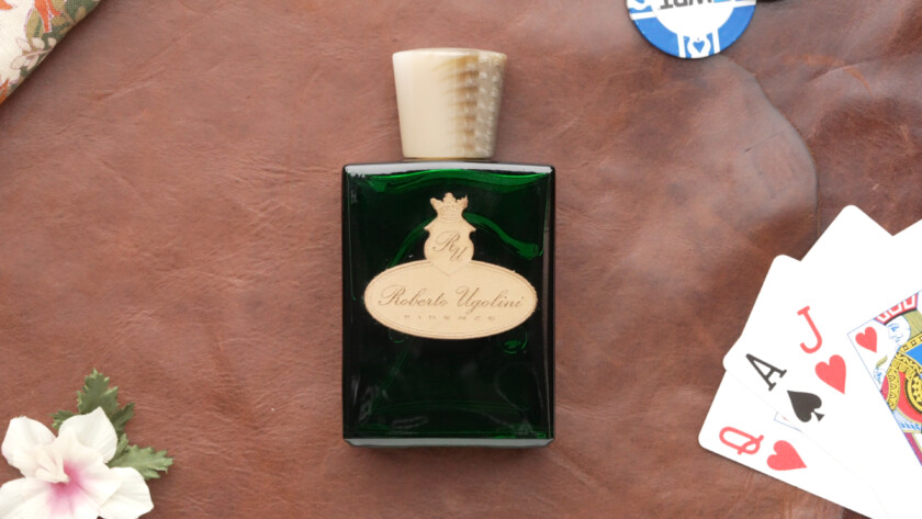 Roberto Ugolini Loafer fragrance Flacon layflat on leather