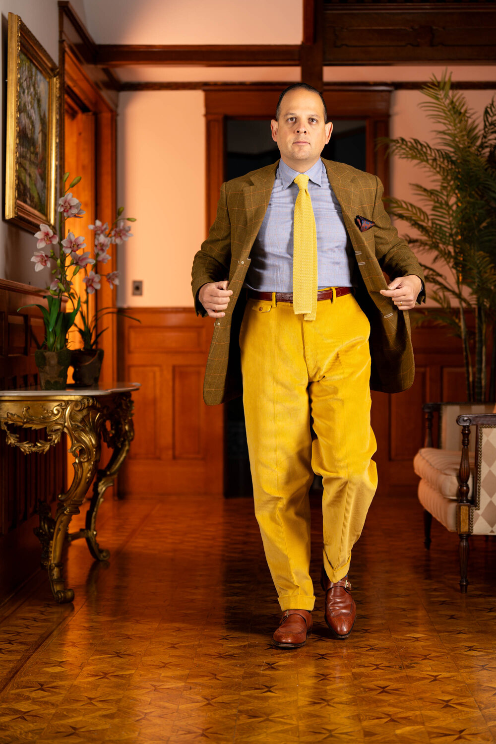Raphael in Goldenrod Yellow Corduroy Trousers - Stancliffe