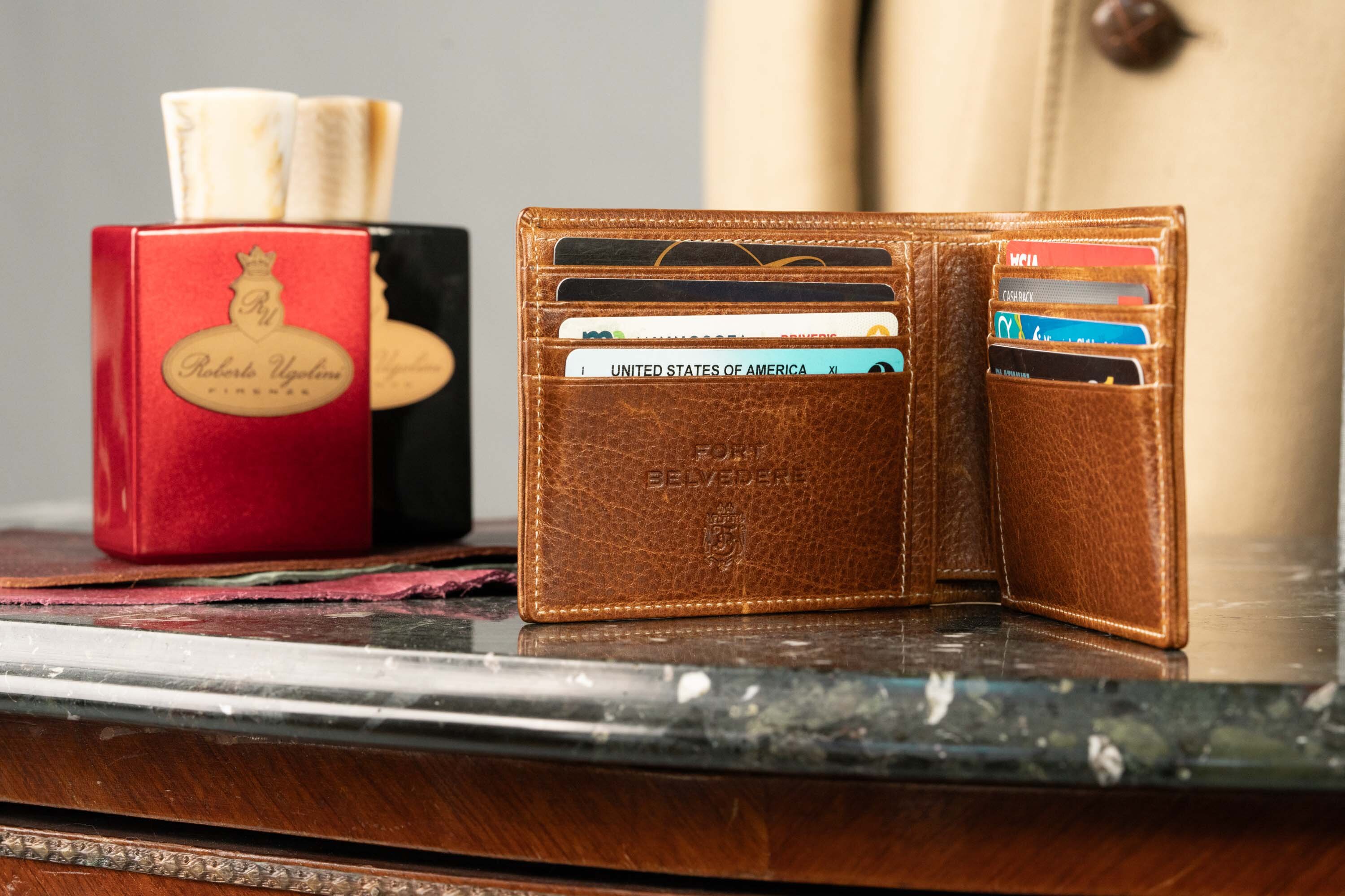 Saddle Brown Bifold Wallet in Full-Grain Dumont Leather and Roberto Ugolini Fragrances