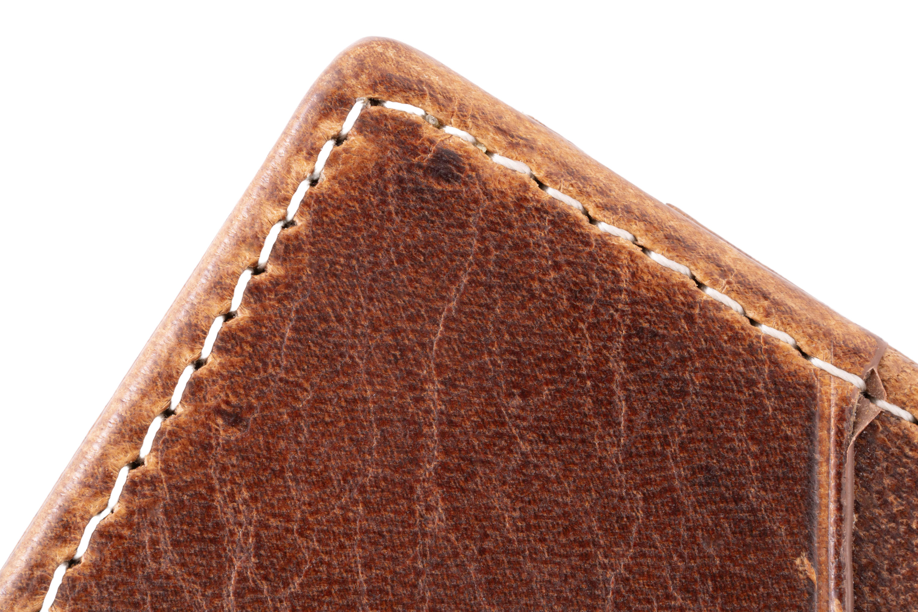 Slim Wallet - 4CC - Dumont Saddle Brown Full-Grain Leather has smooth corners and contrast stitching. 