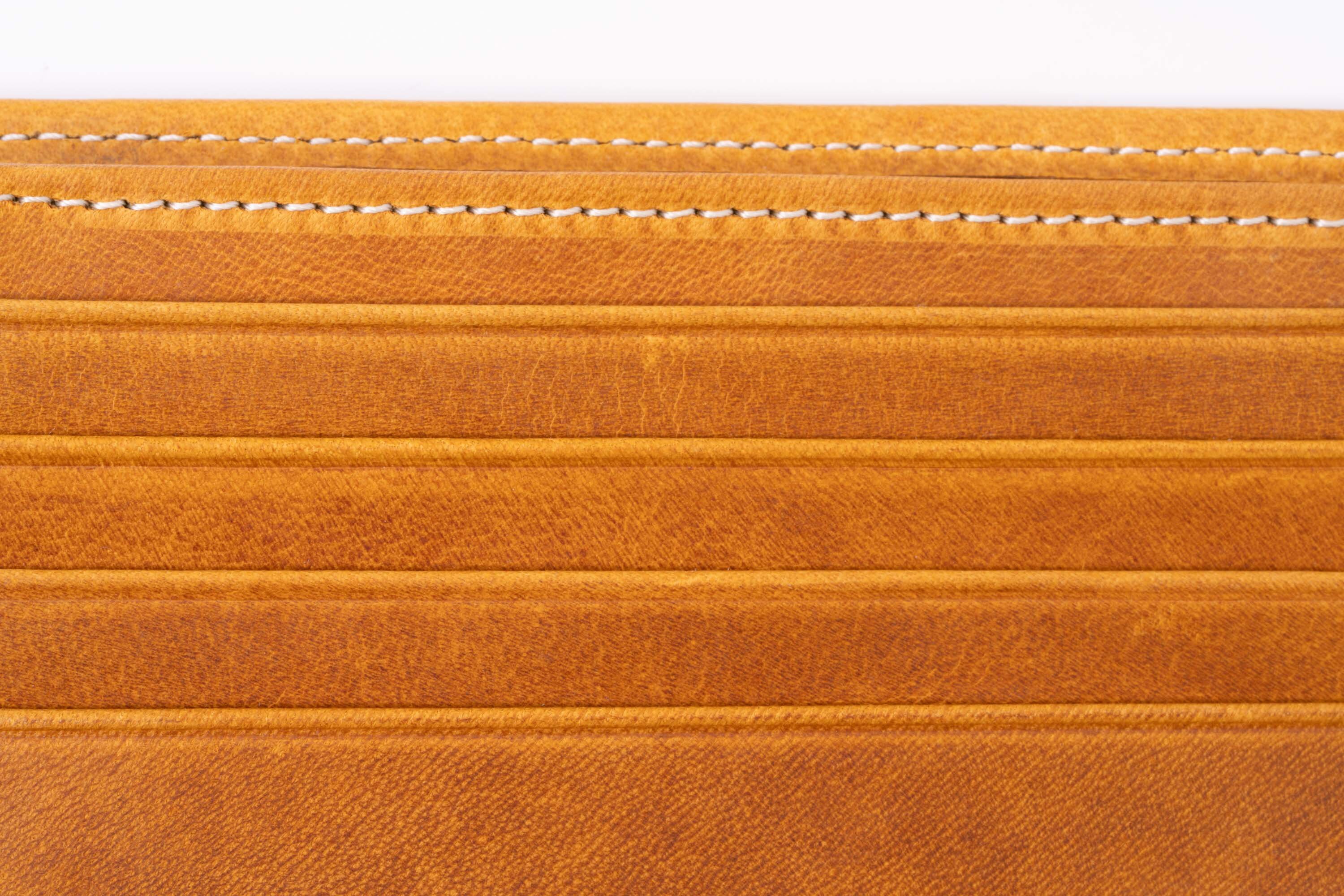 Vintage Gold Tan in Full-Grain Americana Leather card slots