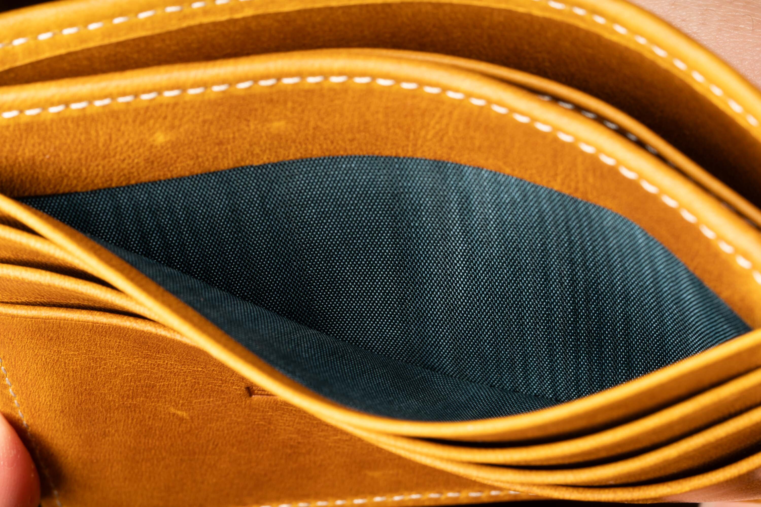 Vintage Gold Tan in Full-Grain Americana Leather