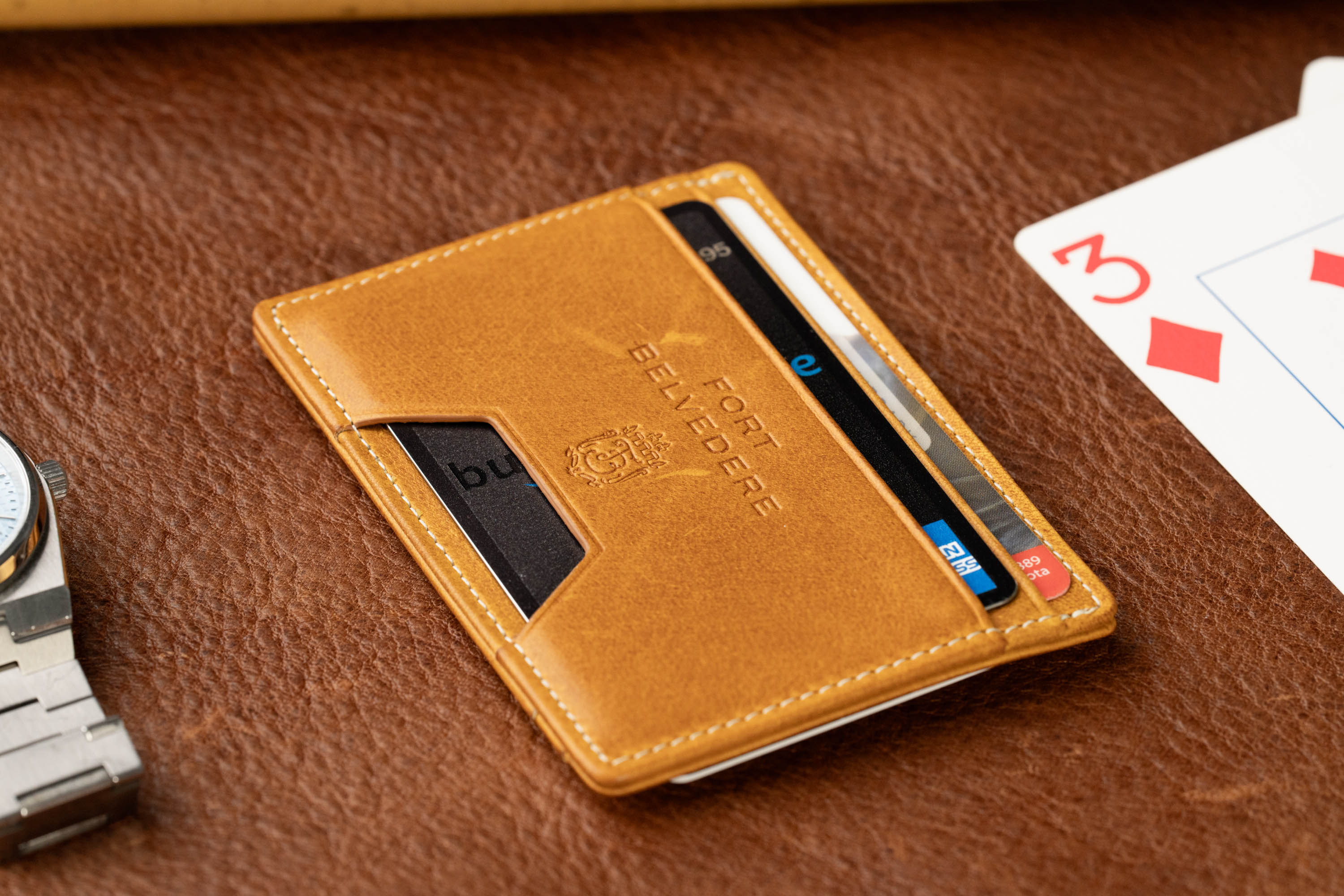 Slim Wallet - 4CC - Americana Vintage Gold Full-Grain Leather comes in a stunning vintage gold dye. 